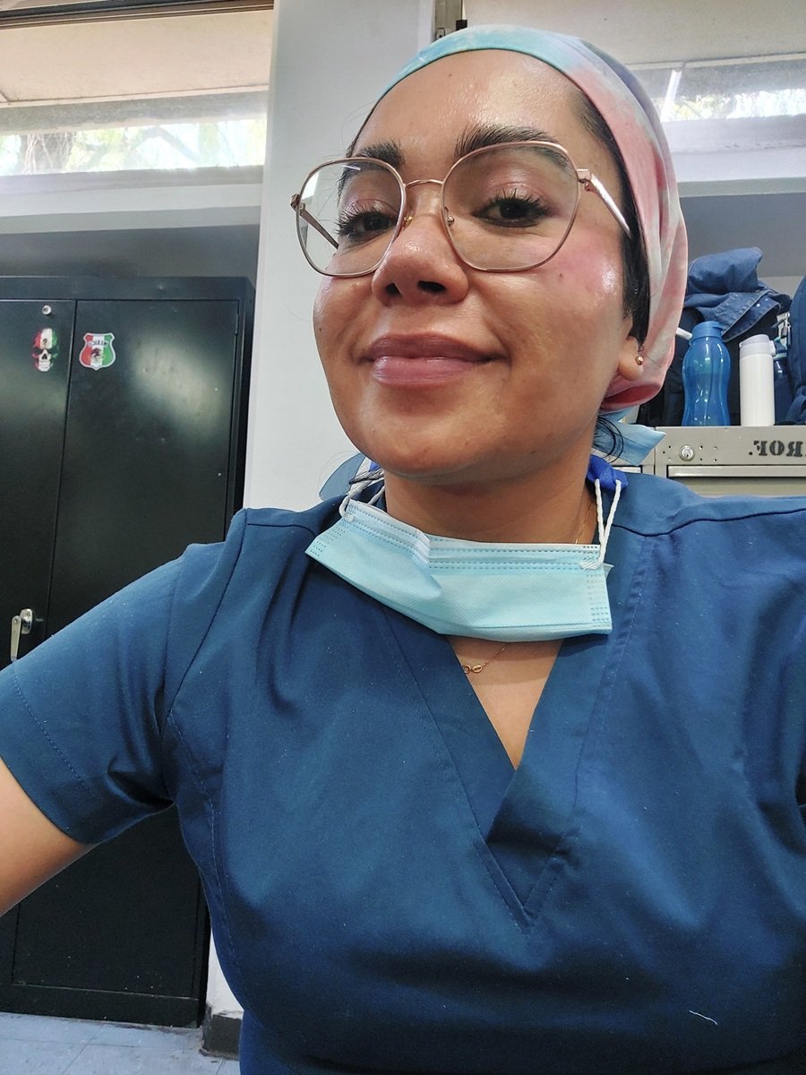 Atención médica en quirófano